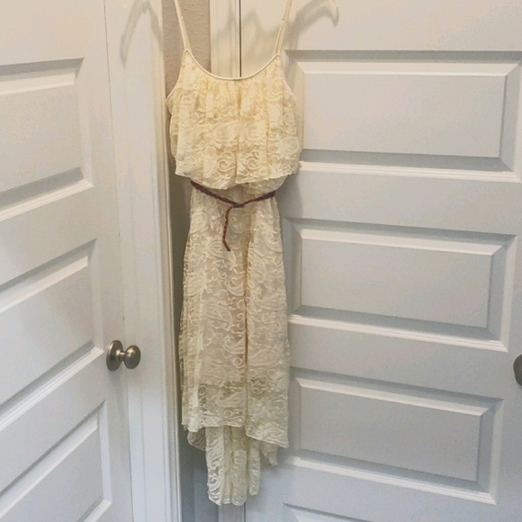AUW Lace High Low Med Cream Dress - Picture 6 of 10